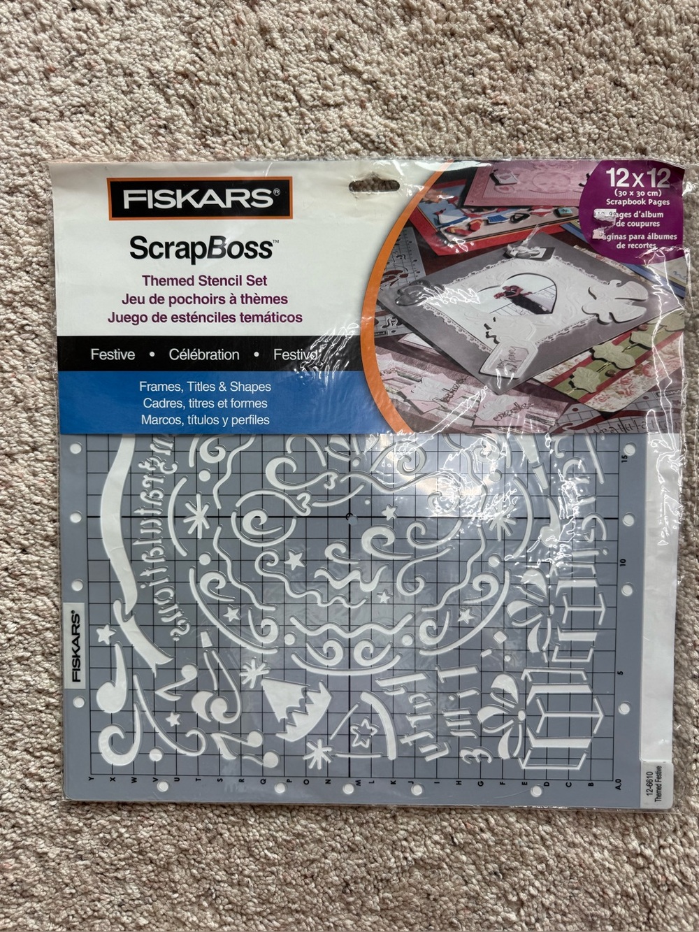 Fiskars ScrapBoss Festive Themed Stencil Set 12x12 - Embossing Template - New